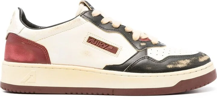 Autry Action Leather Sneakers