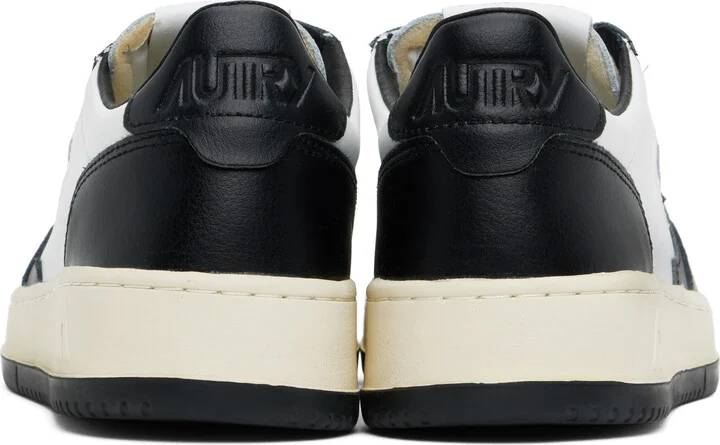 AUTRY Black & White Medalist Low Sneakers - Image 2