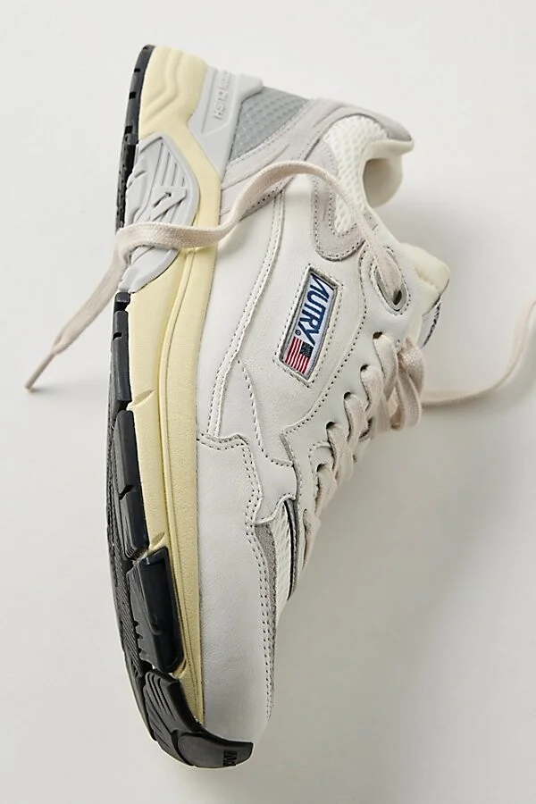 Autry Hyperway Low Top Sneakers