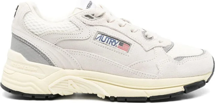 Autry Hyperway Low Woman Suede/Mesh Shoes