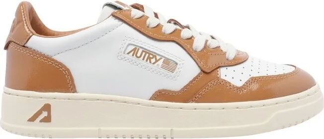 Autry Medalist Low Lace-Up Sneakers