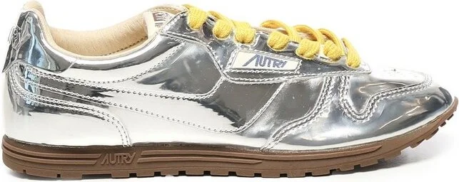 Autry Medalist Low Lace-Up Sneakers