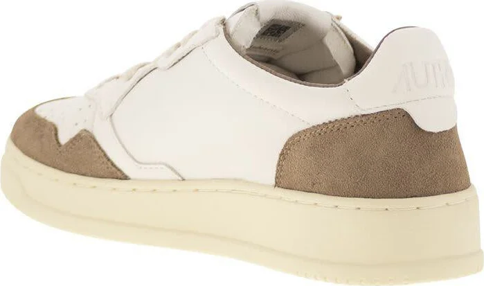 Autry Medalist Low - Leather And Suede Sneakers - Image 3