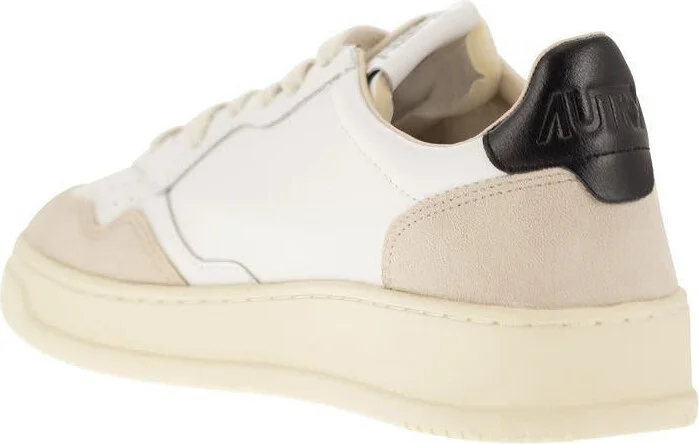 Autry Medalist Low - Leather And Suede Sneakers - Image 3