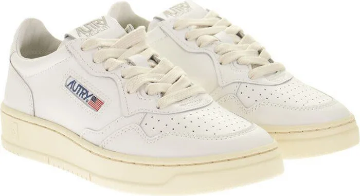 Autry Medalist Low - Leather Sneakers - Image 4