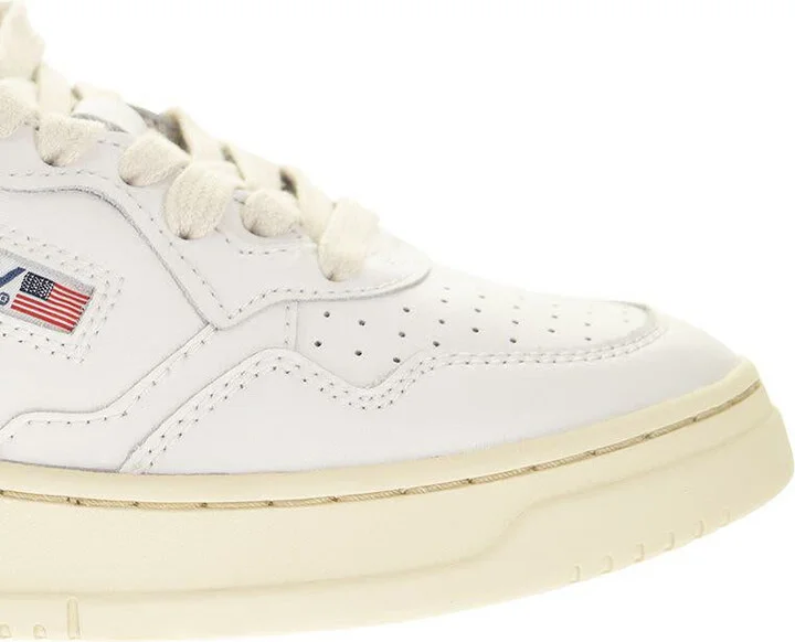 Autry Medalist Low - Leather Sneakers - Image 6