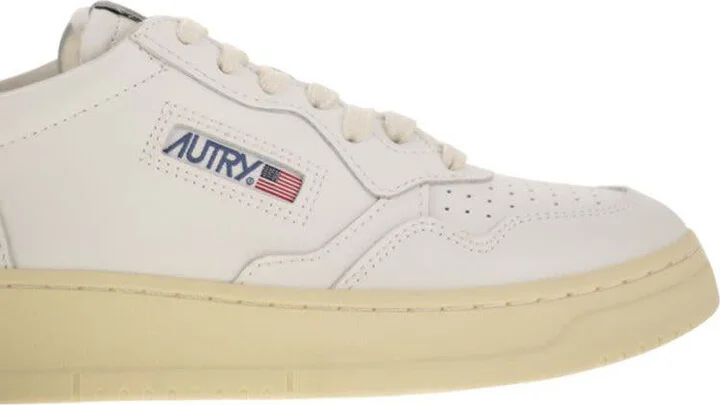 Autry Medalist Low - Leather Sneakers - Image 6