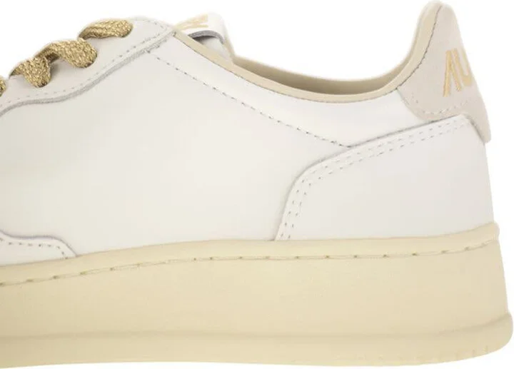 Autry Medalist Low - Leather Sneakers - Image 7