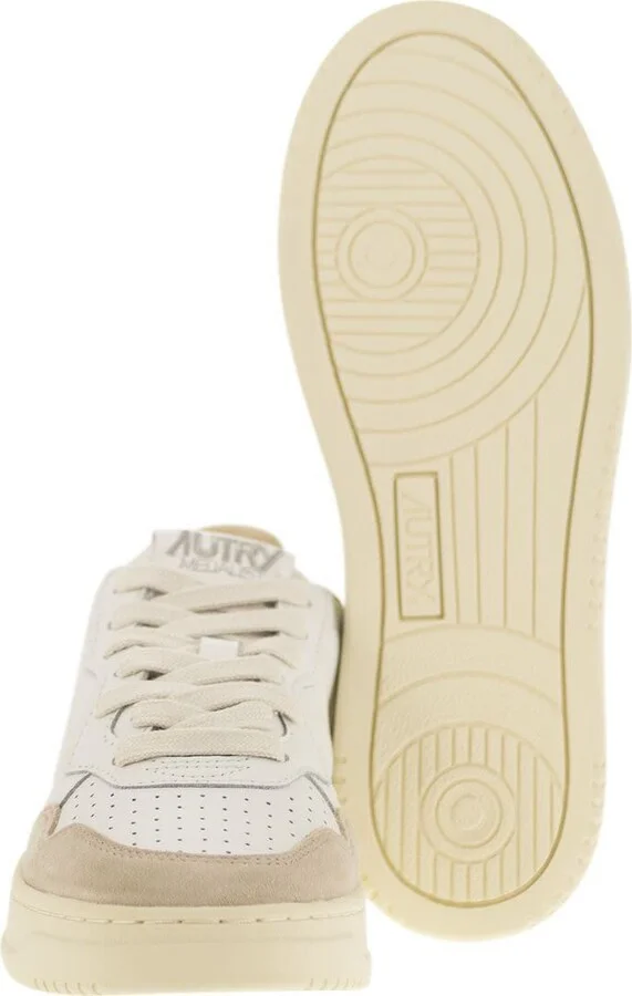 Autry Medalist Low - Leather Sneakers - Image 5