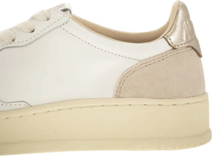 Autry Medalist Low - Leather Sneakers - Image 7