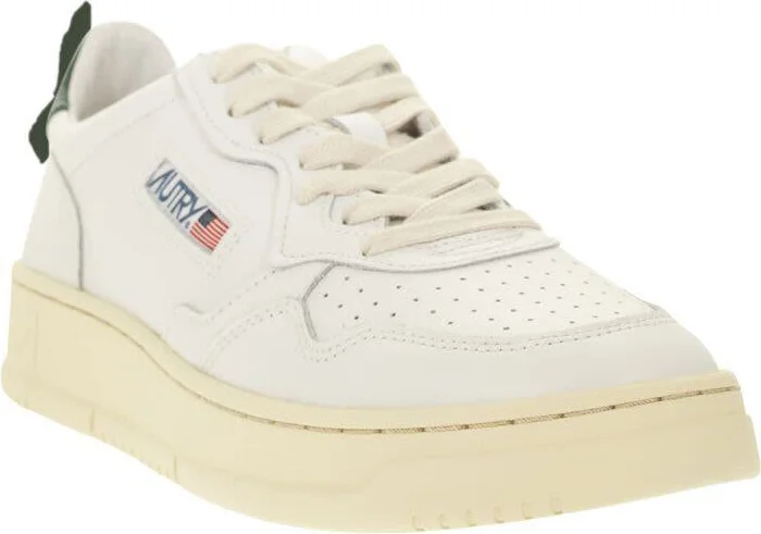 Autry Medalist Low - Leather Sneakers - Image 2