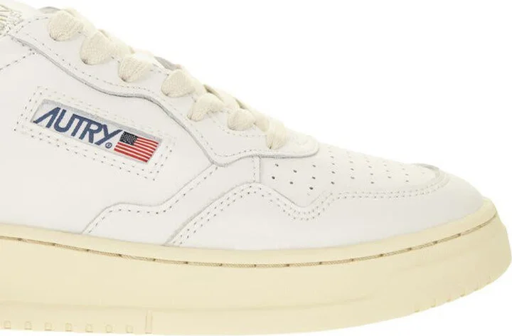 Autry Medalist Low - Leather Sneakers - Image 6