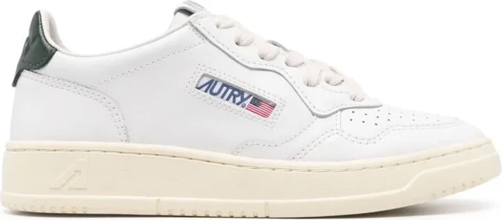 Autry Medalist Low Leather Sneakers