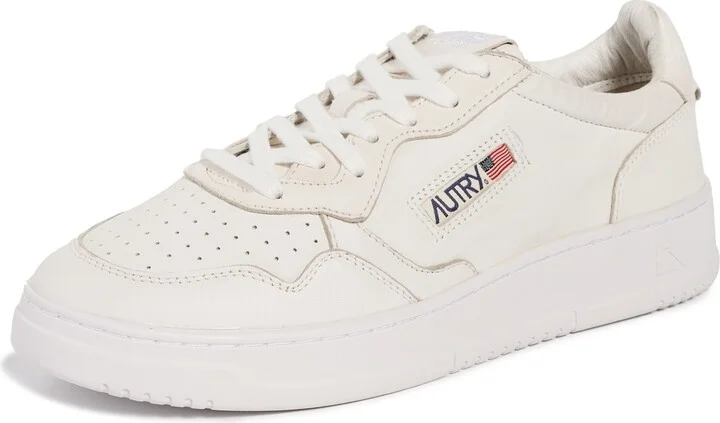 Autry Medalist Low Leather Sneakers