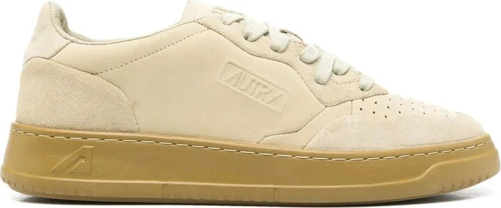 Autry Medalist Low Man Nab/Sue Shoes