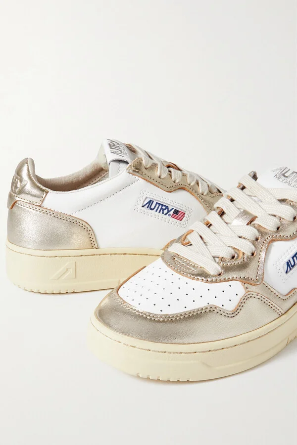 Autry - Medalist Low Metallic Leather Sneakers - Gold - Image 4