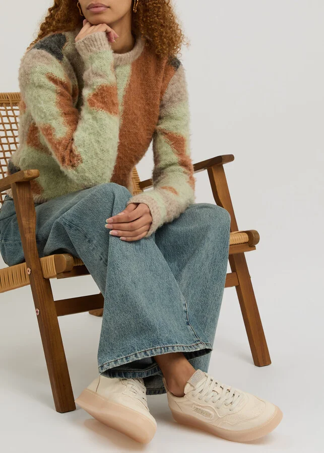 Autry Medalist Low Panelled Canvas Sneakers - Image 5