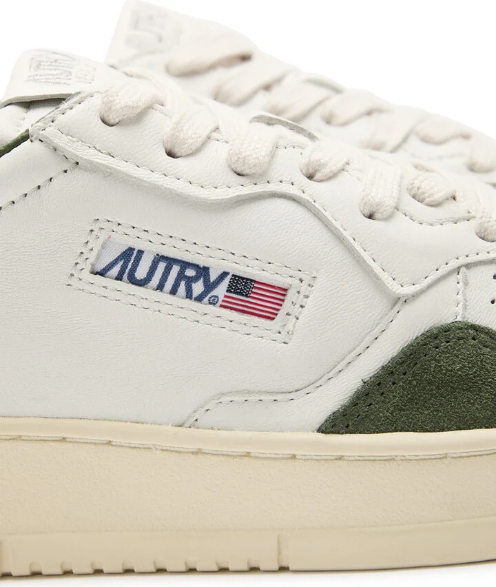 Autry Medalist Low Panelled Leather Sneakers - Image 4
