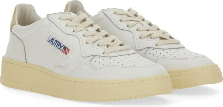 Autry Medalist Low Sneaker - Image 3