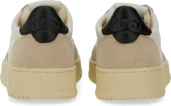 Autry Medalist Low Sneaker - Image 9