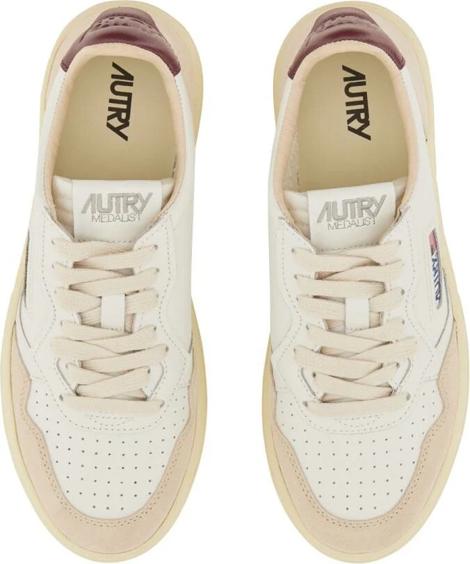 Autry Medalist Low Sneaker - Image 2