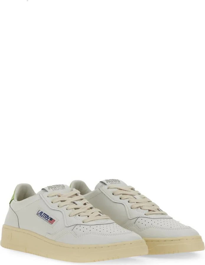 Autry Medalist Low Sneaker - Image 2