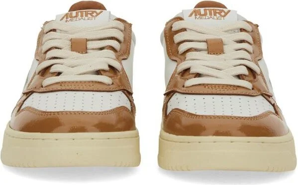Autry Medalist Low Sneaker - Image 5