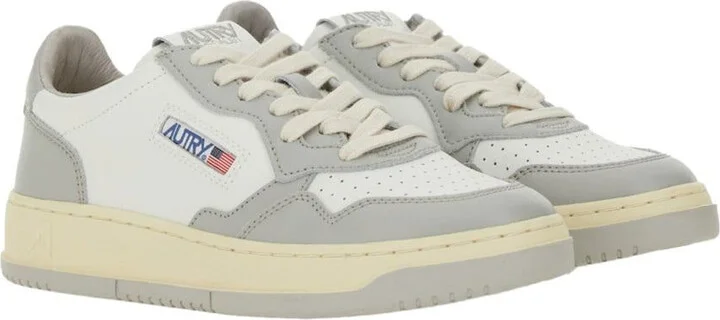 Autry "Medalist Low" Sneaker - Image 2