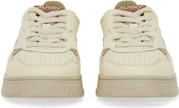 Autry Medalist Low Sneaker - Image 5