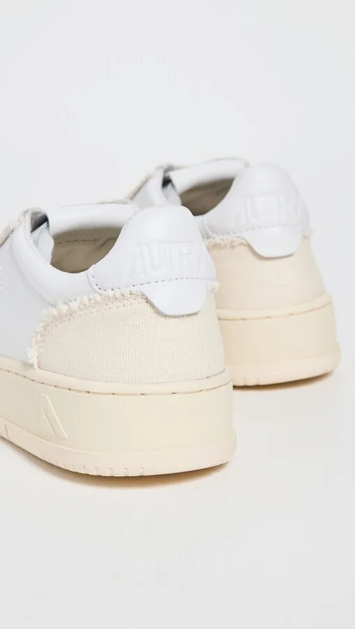 Autry Medalist Low Sneakers - Image 2