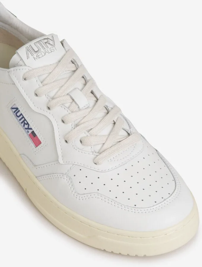 Autry Medalist Low Sneakers - Image 5