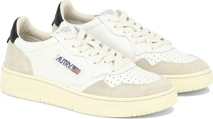 Autry "Medalist Low" Sneakers - Image 2