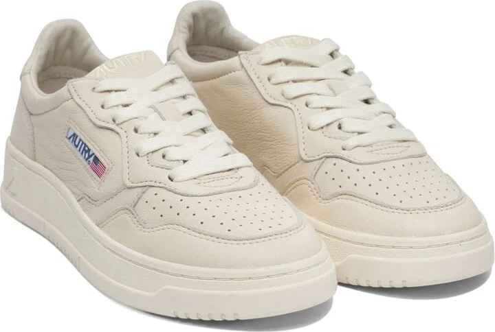 Autry "Medalist Low" Sneakers - Image 2