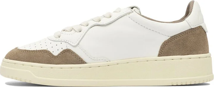 Autry "Medalist Low" Sneakers - Image 3