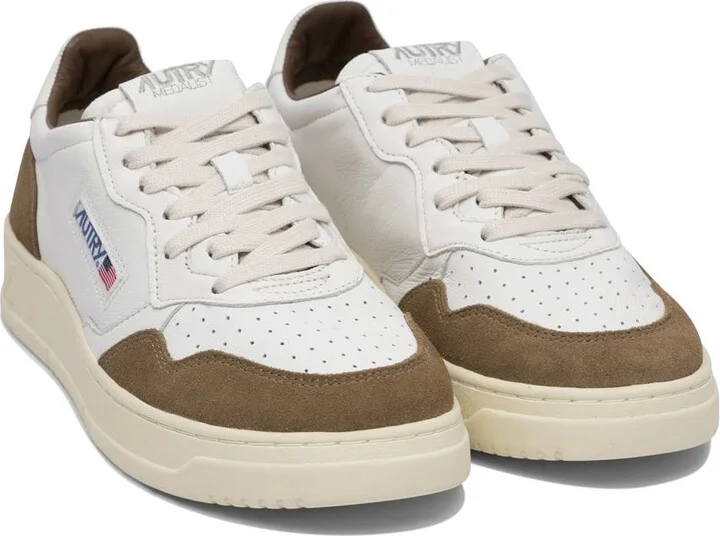 Autry "Medalist Low" Sneakers - Image 2