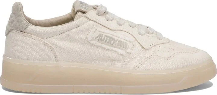 Autry "Medalist Low" Sneakers
