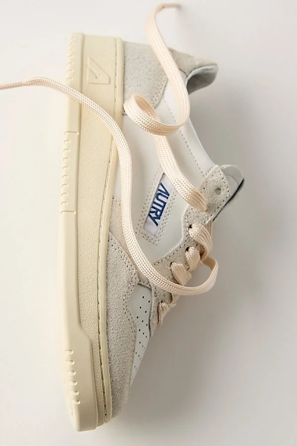 Autry Medalist Low Sneakers