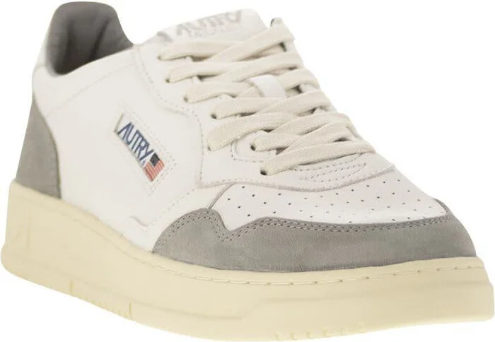 Autry Medalist Low - Sneakers In Goatskin And Suede - Image 2