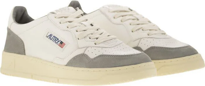 Autry Medalist Low - Sneakers In Goatskin And Suede - Image 4