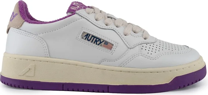 Autry Medalist Low Sneakers In Leather