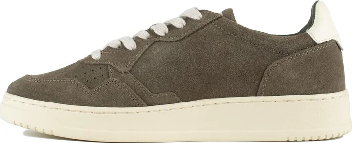 Autry Medalist Low Sneakers In Mistletoe Suede And Off White - Image 2