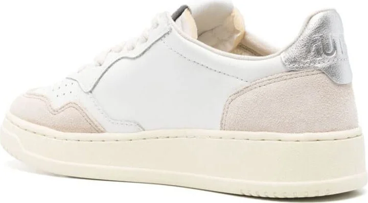 Autry Medalist Low Sneakers Shoes - Image 3