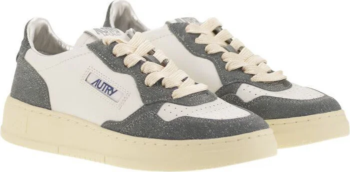 Autry Medalist Low - Sneakers With Two-Tone Glitter - Image 4