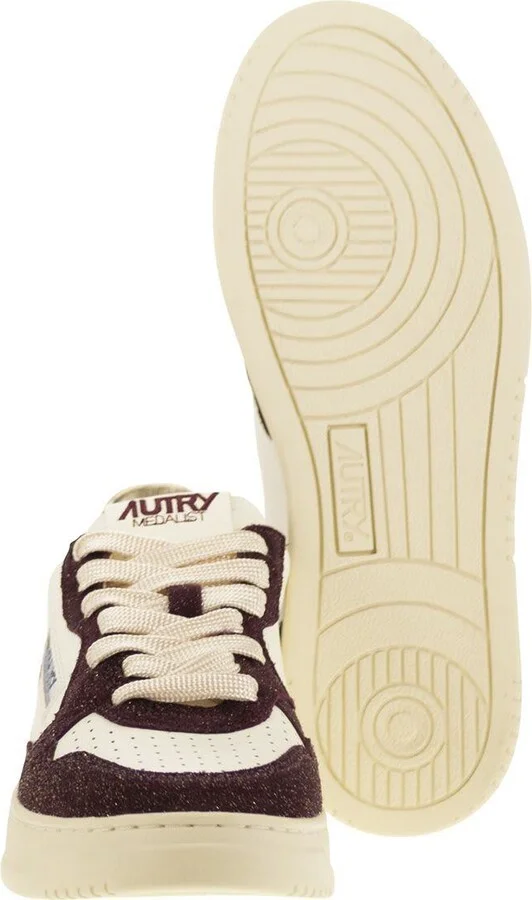 Autry Medalist Low - Sneakers With Two-Tone Glitter - Image 5