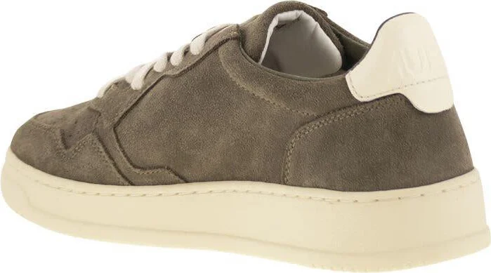 Autry Medalist Low - Suede Sneakers - Image 3