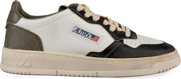 Autry Medalist Low Super Vintage Leather Sneakers
