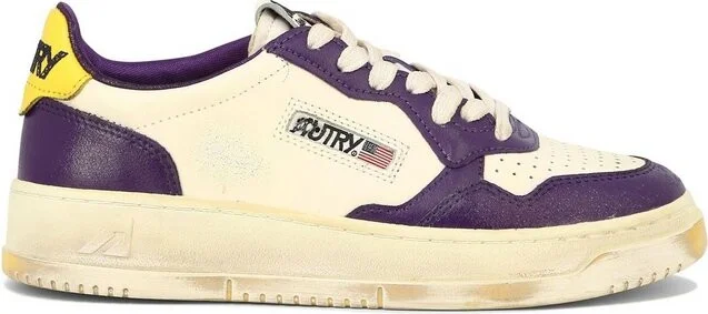 Autry Medalist Low Super Vintage Sneakers
