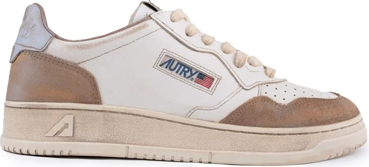 Autry Medalist Low Super Vintage Sneakers In Leather And Suede