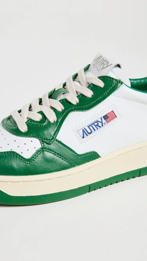Autry Medalist Low Top Leather Sneakers - Image 3