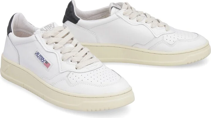 Autry Medalist Low-Top Sneakers - Image 3